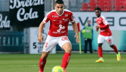  法甲新晋黑马布雷斯特爆冷掀翻里昂  