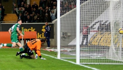  德甲射手榜竞争白热化，三大神锋展开进球大战