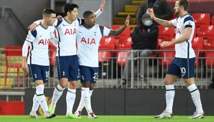  萨拉赫造点加绝杀，利物浦险胜热刺取三分  